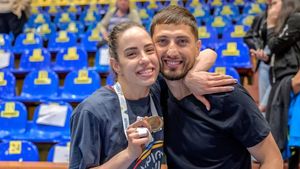 Retrogradat în Ungaria, Gicu o duce Grozav pe plan personal. Când și-a programat nunta fotbalistul care se iubește cu o campioană la handbal