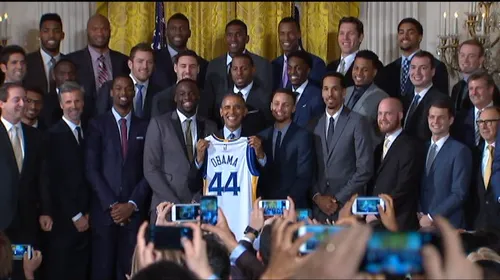 Golden State Warriors, campioana NBA, primită de Barack Obama la Casa Albă