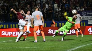 Atacantul Rapidului poate distruge visul României de a juca la Mondial: „Îmi doresc să fiu acolo”. EXCLUSIV