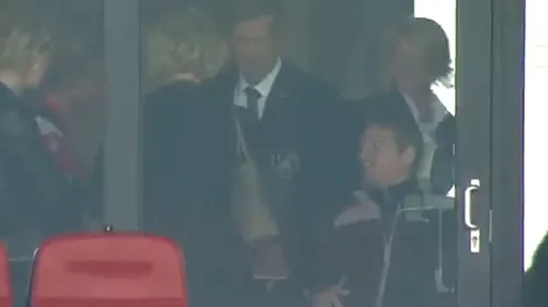 VIDEO cutremurător! Neșu a REVENIT pe un stadion!** A văzut victoria lui Utrecht cu Ajax din scaunul cu rotile: 