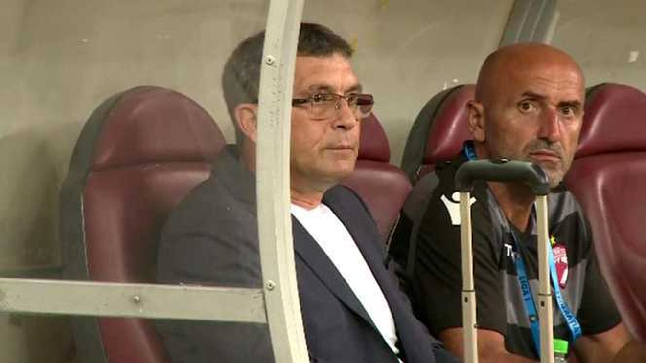 Antrenorul de ocazie al lui Dinamo, o adevărată nebuloasă: "Eugen Neagoe se întoarce în două-trei săptămâni, eu vreau să rămânem"