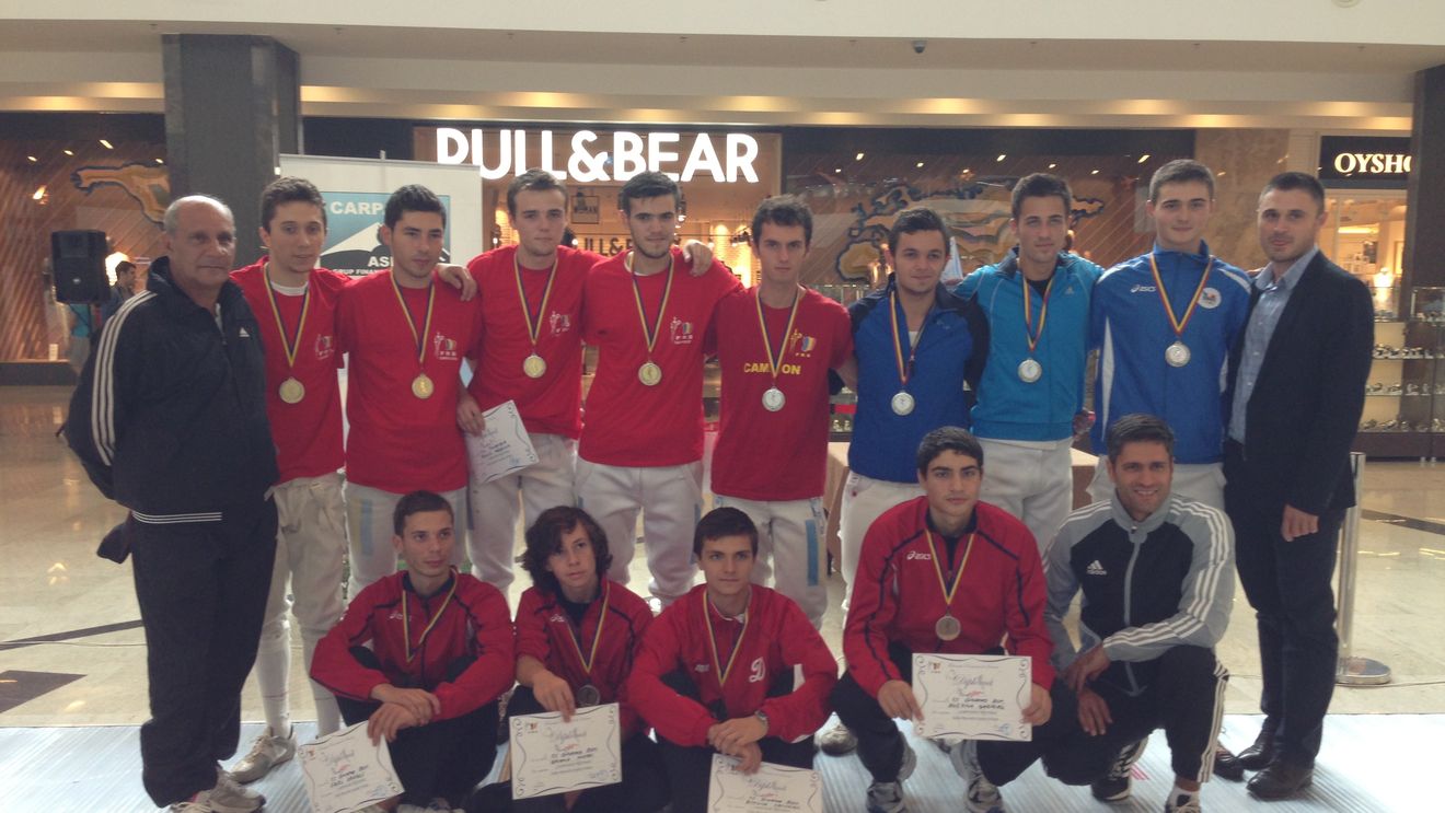 CSS Slobozia a luat aurul la naționalele de sabie juniori