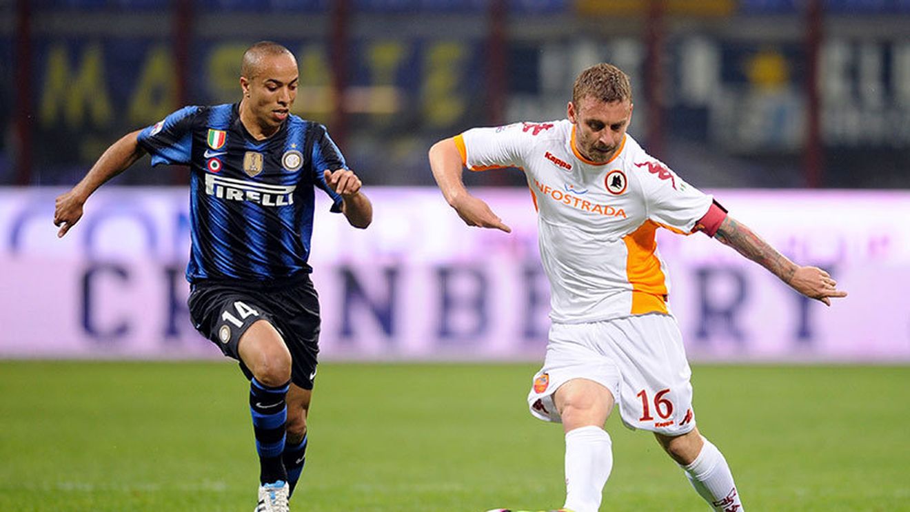 Înlocuitorul lui Sânmărtean a jucat la Roma sau Inter Milano! Kharja a efectuat vizita medicală la Steaua: "Îl cunosc pe Rădoi, dar am venit aici la îndemnul lui Olăroiu"