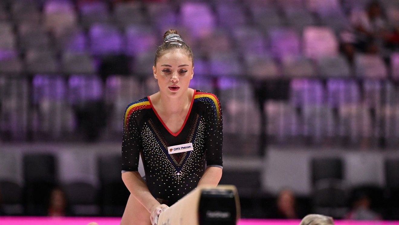Sabrina Voinea e acuzată că ar fi lovit cu pumnii un alt component al lotului national de gimnastică. Tânărul ar fi mers la IML
