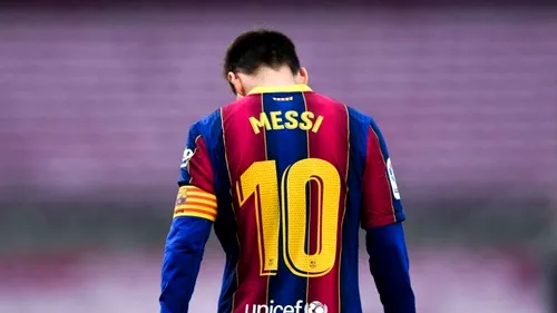 Lionel Messi s-a întors la Barcelona! Îmbrăcat în stil rock și cu o chitară alături a atras privirea trecătorilor