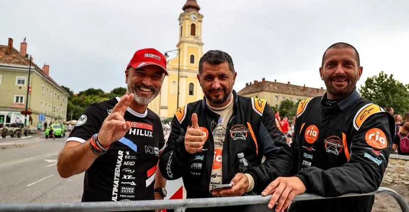 FOTO / În cursa spre Dakar, echipa formată din Mihai Ban și Cheloo a înregistrat primul mare succes la o etapă de Campionat Mondial