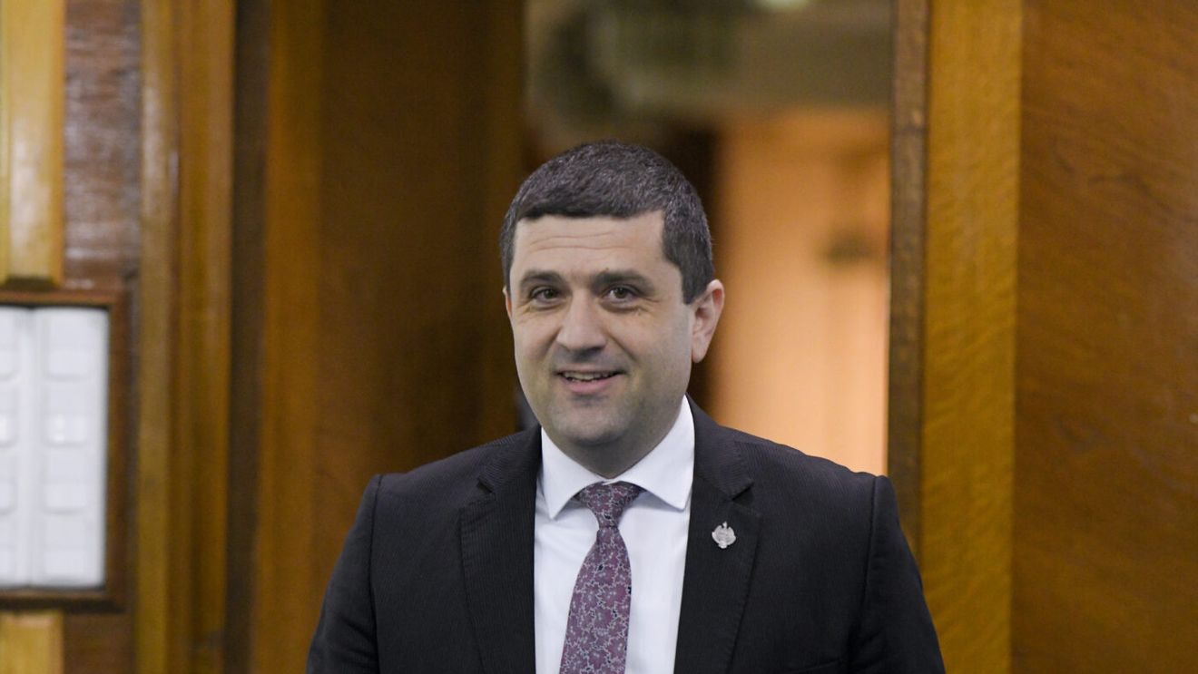 Ministrul MApN a făcut marele anunț despre promovarea Stelei: „Urmărim interesul Armatei Române”. Provocarea celor 11 miliarde de euro