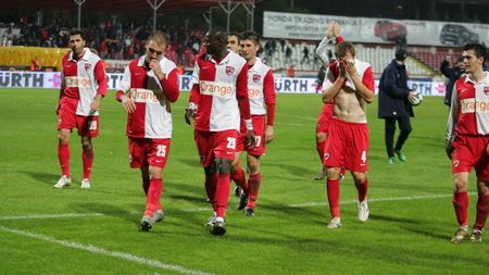 Turcu îi amenință pe jucători:** „Le dăm un sac de paie!"