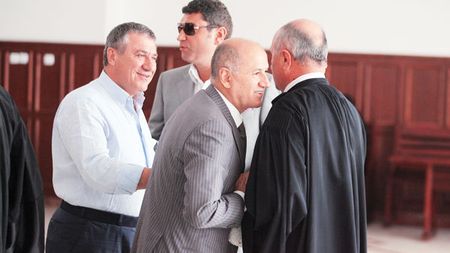Au fost admirați de "Clanul Sportivilor" pentru glumele din sala de judecată!** Acum au ajuns în pragul crizei nervoase: cel mai lung dosar de corupție din fotbal se termină marți