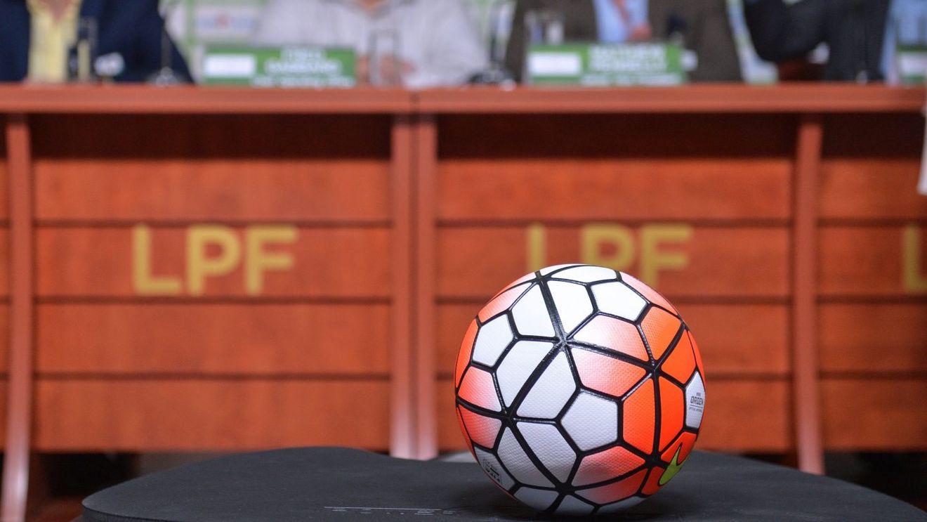 Scene șocante în biroul președintelui LPF: bătaie monstru între patronii de la Craiova! „Dacă tăiai un porc nu era atât sânge! Îi spăla cu dușul în cadă”