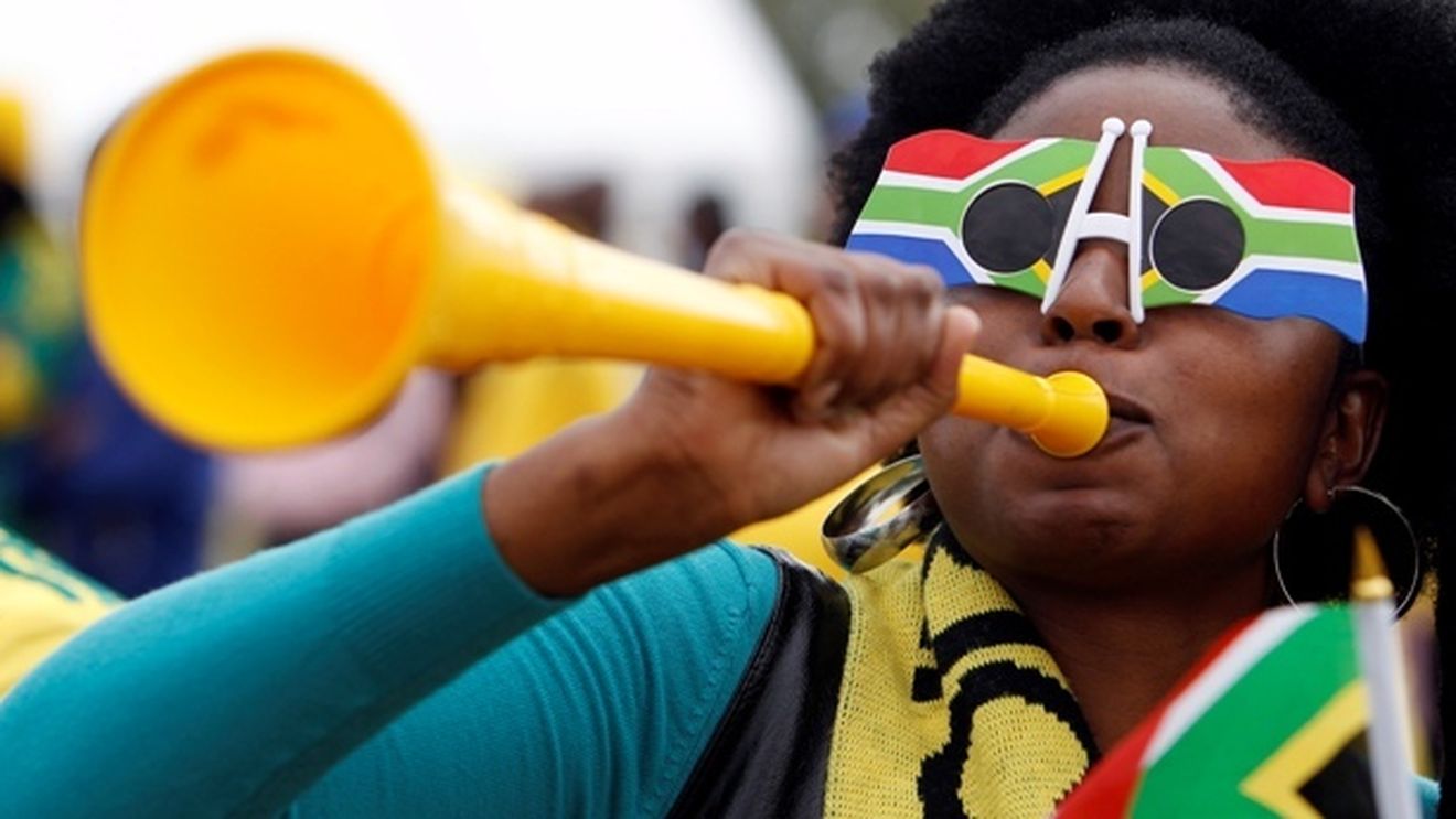 Nu scăpăm de vuvuzele! FIFA: "Sunt simbolul Cupei Mondiale!"