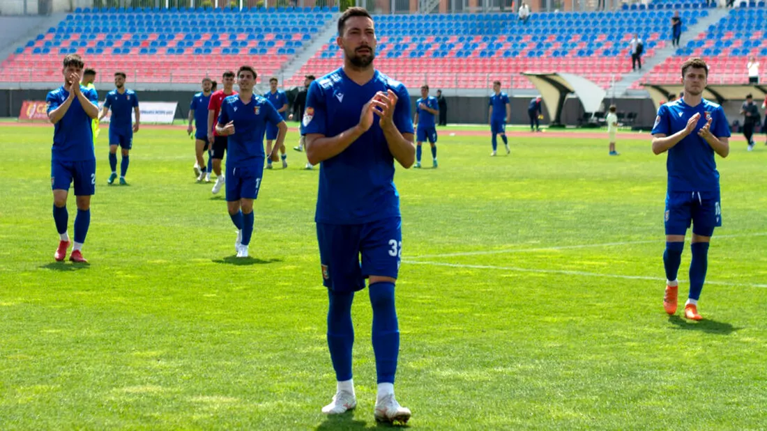 Primarul Târgoviștei e de părere că Chindia nu va pierde barajul de menținere în Liga 2 cu CSC Dumbrăvița: ”Avem condiții total diferite. La ei e mai de comună, mai de Liga 4.” Dâmbovițenii au ieftinit biletele, dar mențin cenzura