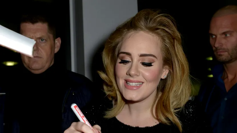 VIDEO / Cântăreața Adele lansează o nouă piesă, după șase ani