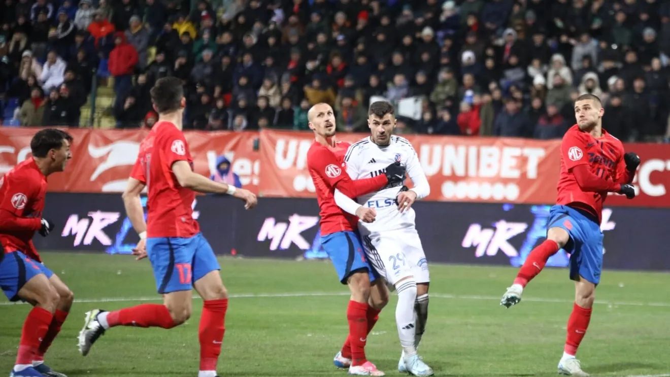 A început să tremure pentru calificarea echipei sale în play-off. „Recunosc că îmi este teamă, dar nici nu poți juca fotbal pe ceață și gheață”