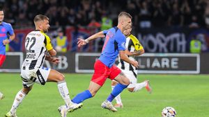 Dezastru pentru Gigi Becali: Adrian Șut și Florin Tănase s-au accidentat în FCSB - LASK Linz și au fost schimbați de Charalambous