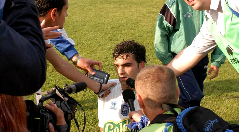 Eroul Mihăiță Pleșan, portarul Vlad Munteanu, misteriosul Lucian Burdujan iar Marius Lăcătuș cumințit pe bancă: imagini de colecție dintr-un fotbal irepetabil!