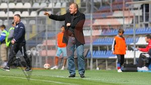 Dorinel este resemnat:** "Nu e corect ca noi să jucăm de Paști și alții nu, dar ce pot face?"