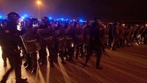 VEZI recomandările Jandarmeriei pentru fanii steliști ce fac deplasarea la Napoli