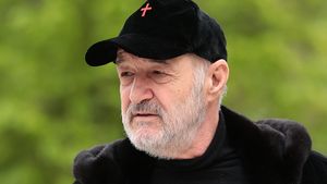 Cum îl poate distruge Gigi Becali pe atacantul de 10.000.000 de euro de la FCSB: „El n-a crescut cu bâta, a crescut cu ciocolata”