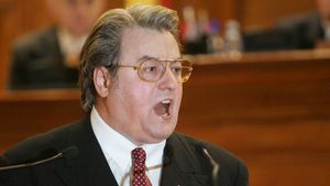 Cât de deștept era, de fapt, Corneliu Vadim Tudor, politicianul care a fost un apropiat al fotbaliștilor Stelei care au câștigat Cupa Campionilor Europeni: „Nu am mai întâlnit un om ca el!” | VIDEO EXCLUSIV ProSport LIVE