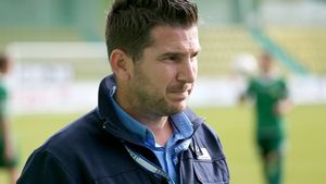 "Câinii" mici l-au făcut fericit pe Diniță. Antrenorul lui Dinamo II și-a dorit calificarea: "Au fost momente în care am controlat jocul"