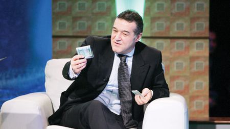 Becali, pus la respect de un puști de 18 ani!** "Nu are cum să scoată mai mulți bani din transferul lui Tănase față de noi!"
