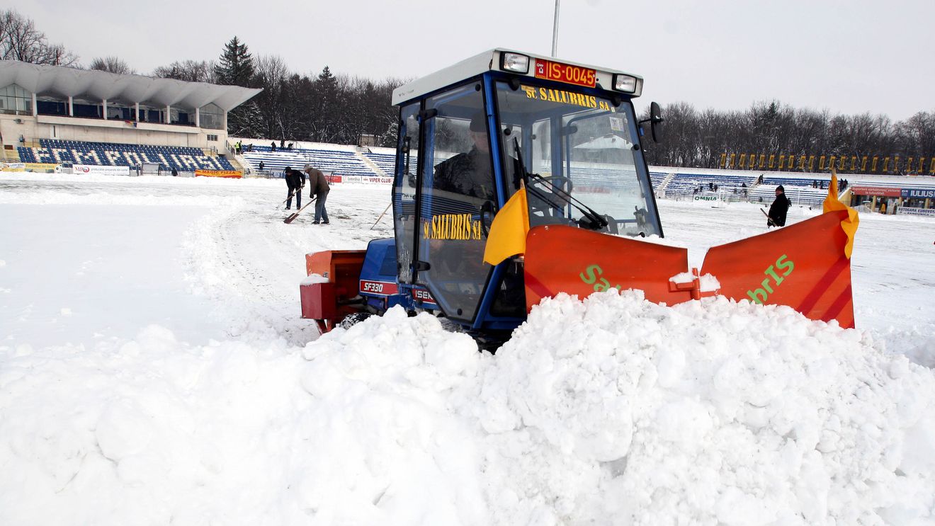 FRF a amânat un meci din sferturile Cupei României: "Decizia a fost luată în urma avertizării emise de Administrația Națională de Meteorologie"