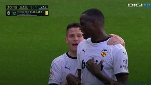 Incredibil! Scandal de rasism în prima repriză a meciului dintre Cadiz și Valencia. Jucătorii au ieșit de pe teren | FOTO