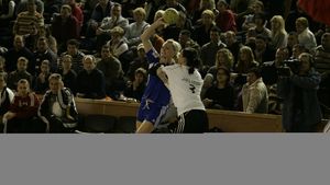 Campioana de la handbal primește de 170 de ori mai puțin decât cea de la fotbal!