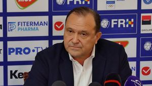 FRH are pe masă lista scurtă, din două nume, pentru Campionatul Mondial, după demisia lui Pera. EXCLUSIV
