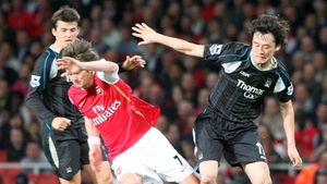 Vede lumea în alb și roșu!** "Am primit oferte din Rusia și China care mi-au luat mințile, dar banii nu înseamnă totul"