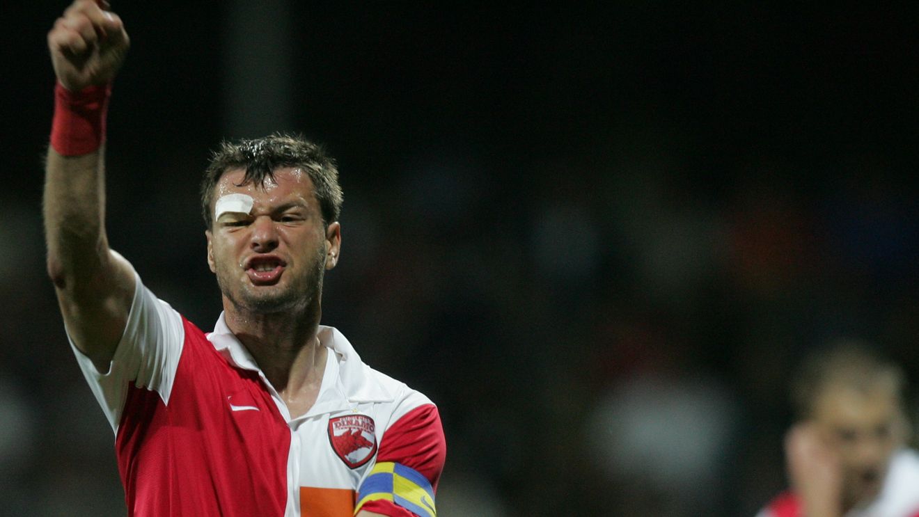 "Niculae e un jucător de bază**, trage echipa după el"