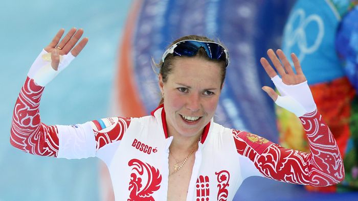 Medaliata cu bronz la patinaj viteză 3.000m, Olga Graf, a uitat că nu poartă nimic pe sub costum