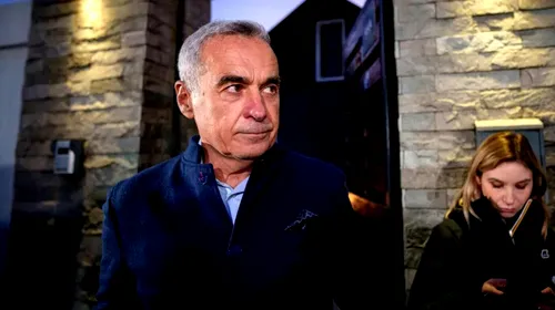 Călin Georgescu, apariție surpriză la meci. A venit fără bodyguarzi