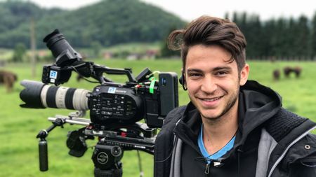 EXCLUSIV | Vis preschimbat: de la teama de pe terenul de fotbal, la start de carieră în producția de film printr-un documentar cu trei portari de națională ai României. "Eu am fost foarte avantajat de faptul că am dat Bacul Internațional"