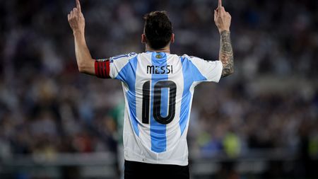 Messi a revenit după un an în Argentina și a făcut show împotriva Boliviei. Ce recorduri a mai doborât, la 37 de ani