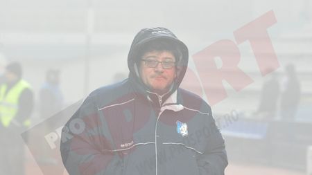 Pustai, concluzii după eșecul cu Petrolul: "Nici nu știu de ce s-a mai jucat azi. Fanii meritau să vadă meciul, nu ceața"