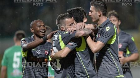 Dinamo este "campioana" play-out-ului după victoria de la Chiajna. Trupa lui Bratu a dat de pământ cu ilfovenii în prima repriză, dar a uitat să joace fotbal în partea a doua