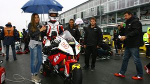 VIDEO | Robi Mureșan, singurul motociclist înscris într-un "mondial", strânge bani pentru a reprezenta România: "E posibil să nu ajung la a doua cursă, din lipsă de bani. Concurez pentru România din orgoliu"