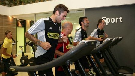 VIDEO** Mutu a probat noua aparatură a sponsorului OFICIAL! VEZI cum s-a descurcat