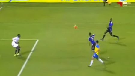 Dragoș Grigore s-a făcut de râs în Qatar! VIDEO | Autogol antologic al fundașului echipei naționale: lob de efect peste propriul portar