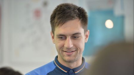 Francezii, la picioarele lui Tătărușanu după meciul cu Spania. L-au inclus în echipa etapei din preliminariile pentru EURO: "Fără el, înfrângerea ar fi luat proporții apocaliptice"