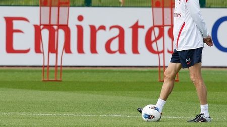 Remix SENZAȚIONAL! Șeful lui Arsenal către Wenger: **"Sincerely yours, this is Stan. PS: we should play four-four-two" :)