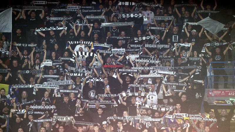 EXCLUSIV Lovitura dată de celebra bancă din România în orașul unde se duce „războiul” momentului din fotbalul nostru: „Este un model!”