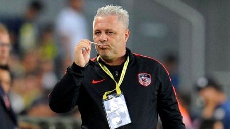Marius Șumudică îi răspunde lui Victor Pițurcă, după derapajul de la TV: „Sunt un antrenor deosebit dacă am ajuns să pregătesc echipe de acasă!”