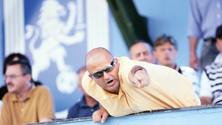 "Regret** că am investit în stadion!"