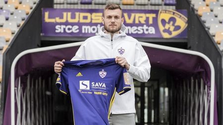 EXCLUSIV | Ce simte un jucător convocat pentru prima dată la națională la 25 de ani: „Am primit vestea cu mare emoție. De când m-am apucat de fotbal visez la acest moment". Drumul lui Crețu spre fotbalul mare