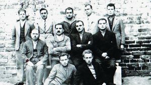 Incredibil: Doi agenți sovietici au pus la cale înființarea Stelei!** Cum a scăpat echipa de retrogradare în primul sezon