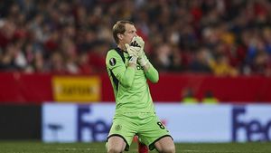 Arlauskis, coșmarul lui Dan Petrescu! Antrenorul CFR-ului e speriat că portarul pleacă: "Nu îl putem ține cu forța dacă are ofertă! O să intru eu în poartă!"