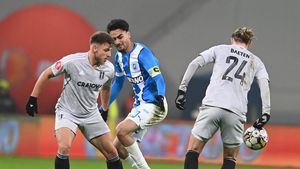 Derby-ul dintre FC U Craiova și Universitatea Craiova a împărțit orașul: „Am prieteni acolo, dar nu am vorbit înainte de meci”